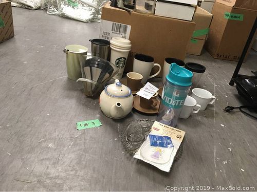 Lot #0032 (1 of 4)