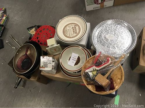 Lot #0036 (1 of 7)
