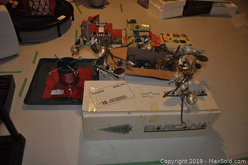 Lot #0907 (1 of 7)
