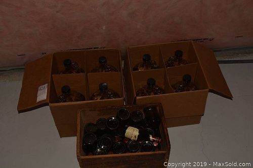 Lot #0928 (1 of 8)