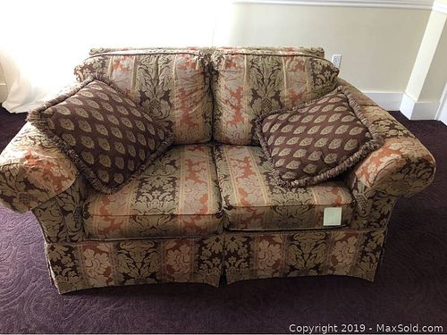 Lot #0017 (1 of 2)