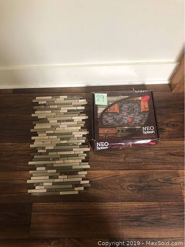 Lot #0029 (1 of 2)