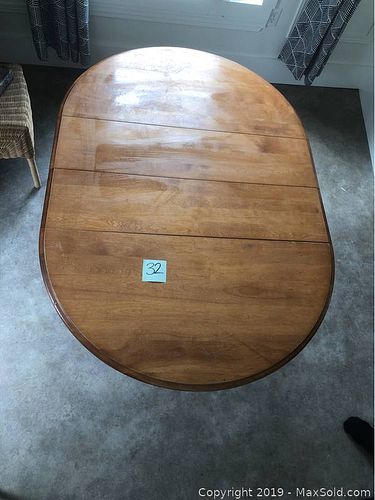 Lot #0032 (1 of 4)