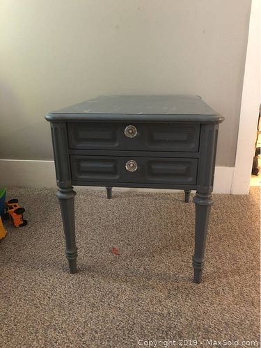 Lot #0040 (1 of 2)