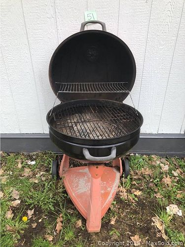 Lot #0051 (1 of 2)