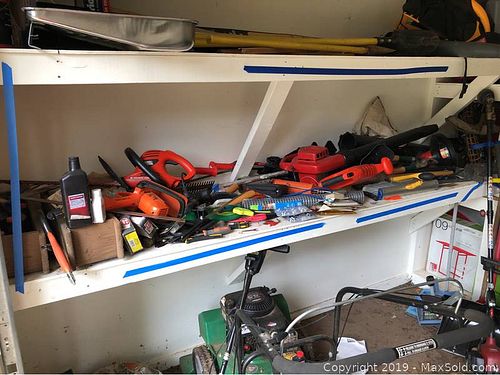 Lot #0891 (1 of 18)