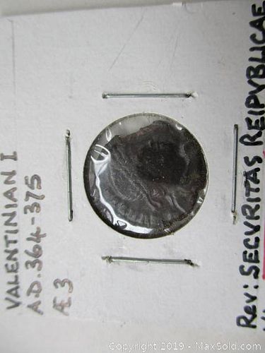 Lot #0025 (1 of 3)