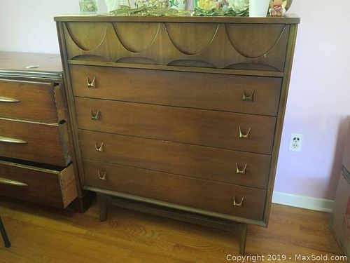 Lot #0767 (1 of 6)