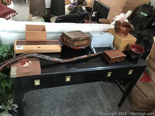 Lot #0087 (1 of 12)