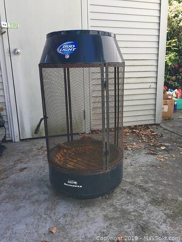 Lot #0096 (1 of 7)