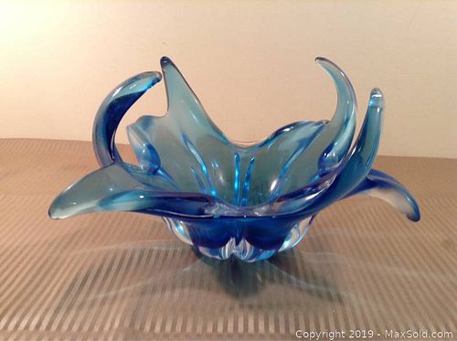 Lot #0015 (1 of 2)