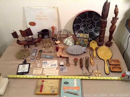 Lot #0113 (1 of 12)