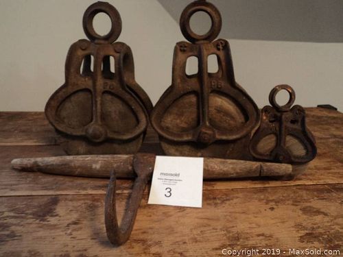 Lot #0003 (1 of 4)