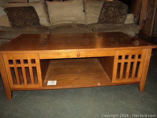 Lot #0118 (1 of 7)