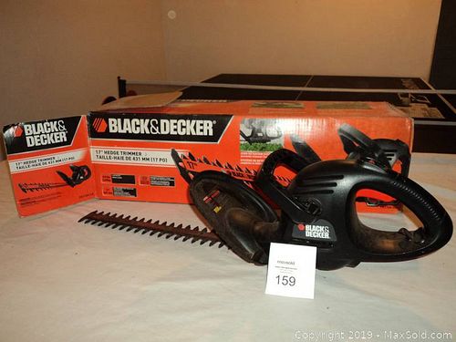 Lot #0159 (1 of 4)
