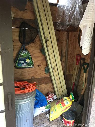 Lot #0368 (1 of 9)