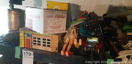 Lot #0179 (1 of 17)