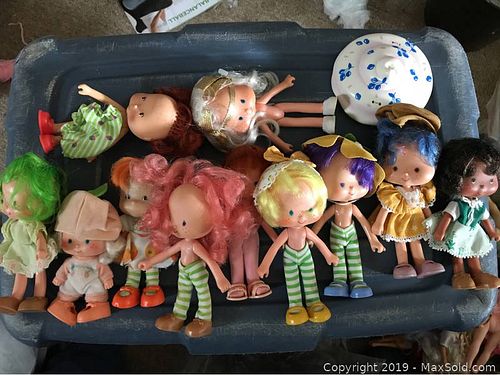 Lot #0229 (1 of 7)