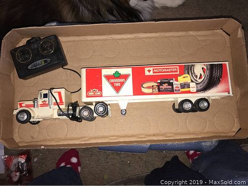Lot #0249 (1 of 4)