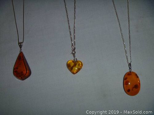 Lot #0066 (1 of 2)