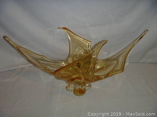 Lot #0115 (1 of 4)