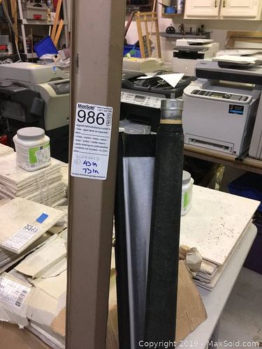 Lot #0986 (1 of 5)