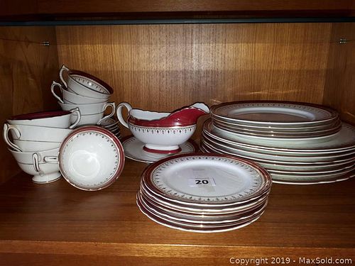 Lot #0020 (1 of 2)