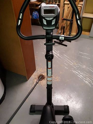 Lot #0048 (1 of 4)