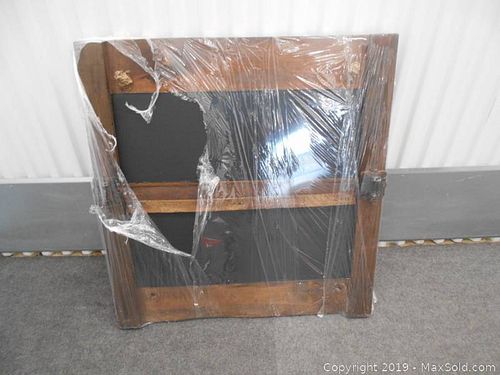 Lot #0081 (1 of 4)