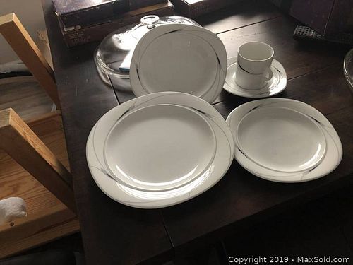 Lot #0030 (1 of 1)