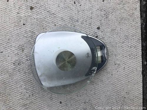Lot #0041 (1 of 3)