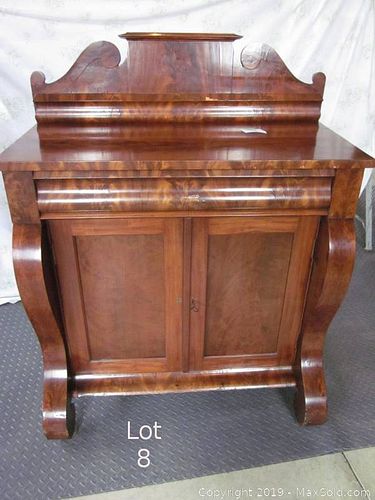 Lot #0008 (1 of 8)