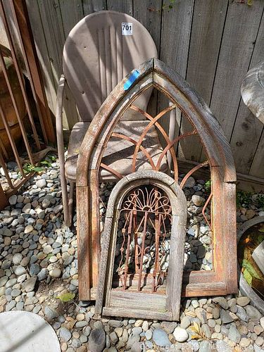 Lot #0701 (1 of 6)