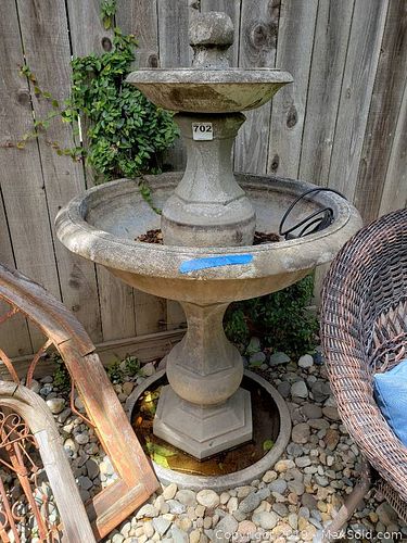 Lot #0702 (1 of 6)