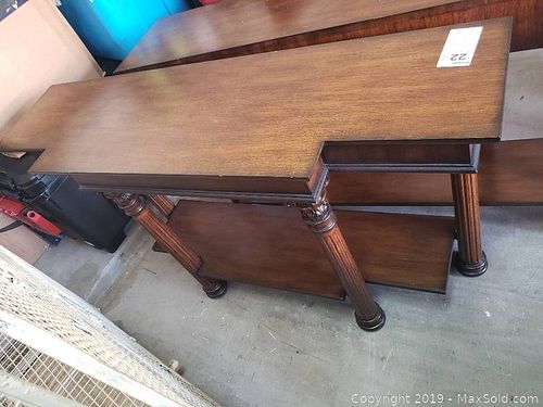 Lot #0022 (1 of 5)