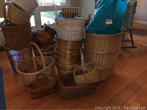 Lot #0797 (1 of 13)