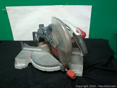 Lot #0198 (1 of 3)