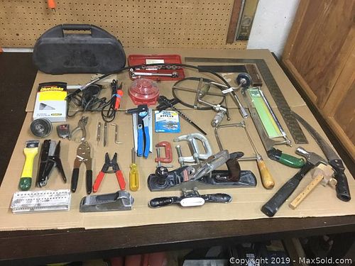 Lot #0057 (1 of 6)