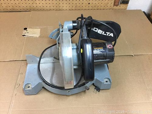 Lot #0059 (1 of 3)