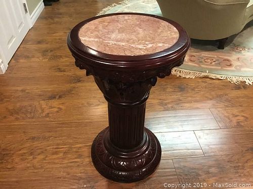 Lot #0062 (1 of 5)