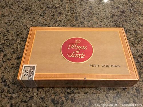 Lot #0105 (1 of 6)