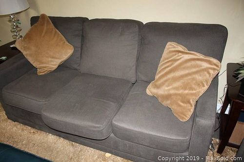 Lot #0112 (1 of 9)