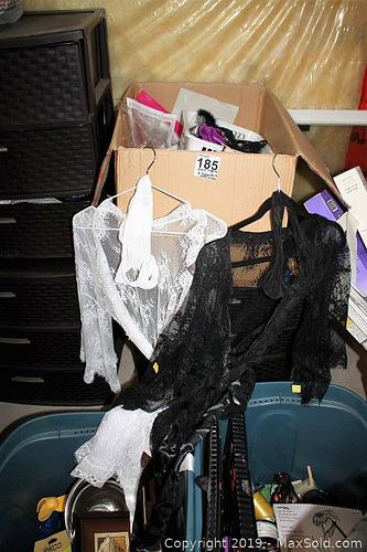 Lot #0185 (1 of 18)