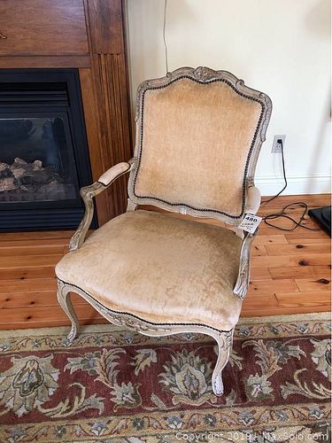 Lot #0480 (1 of 10)