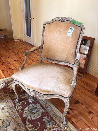 Lot #0481 (1 of 10)