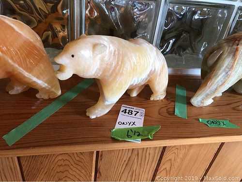 Lot #0487 (1 of 5)
