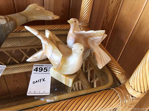 Lot #0495 (1 of 11)