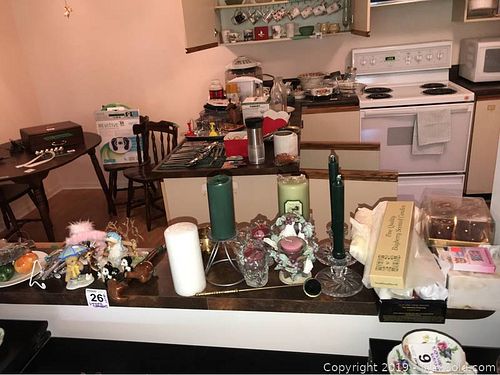 Lot #0026 (1 of 10)