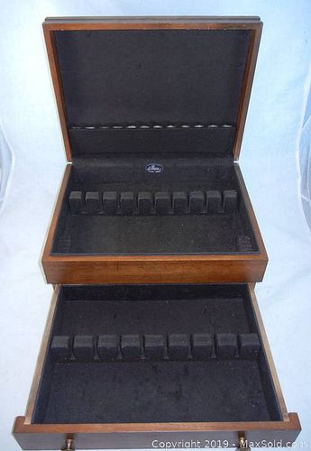 Lot #0060 (1 of 6)
