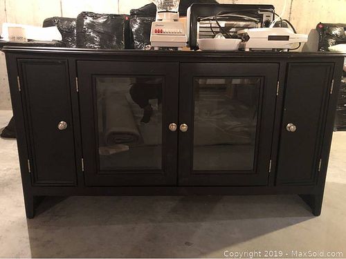 Lot #0216 (1 of 9)